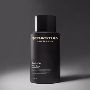Sebastian Professional Dark Oil Shampoo 250 ml – luxuriöses Shampoo für Glanz und Geschmeidigkeit, erhältlich im S.C. Friseursalon Heidenheim.
